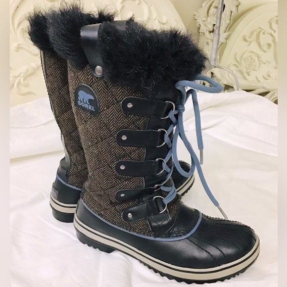 Sorel Tofino Brown Herringbone Snow Boots - Picture 5 of 11